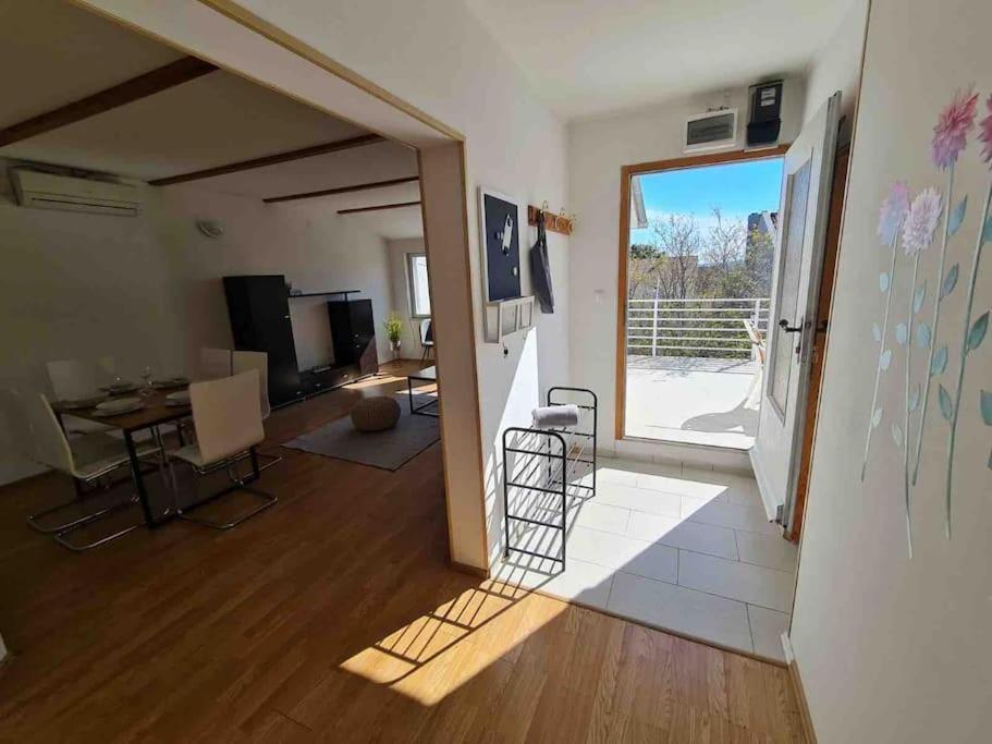 Prostorny Domov V Nejkrasnejsi Casti Chorvatska Apartment โวดีเซ ภายนอก รูปภาพ