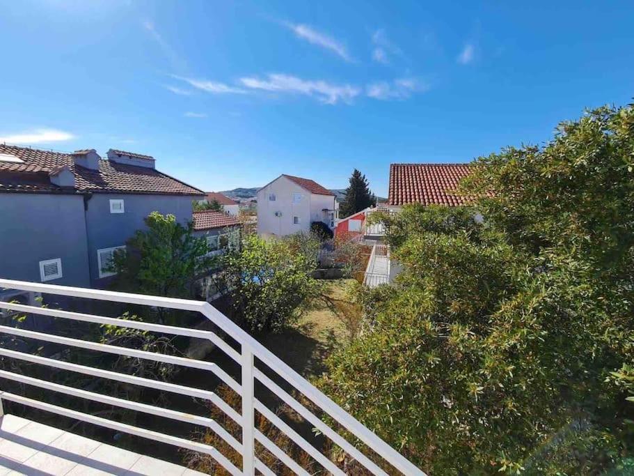 Prostorny Domov V Nejkrasnejsi Casti Chorvatska Apartment โวดีเซ ภายนอก รูปภาพ